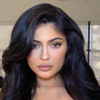 ¡Un fuego! Kylie Jenner se anima a un outfit pegado al cuerpo y muestra de más ¿No es body painter?