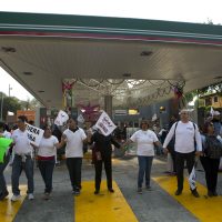 Hartos de gasolinazos (imágenes)