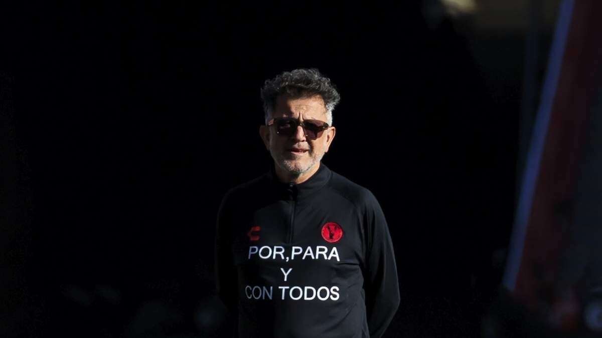 Juan Carlos Osorio es despedido como director técnico de Xolos