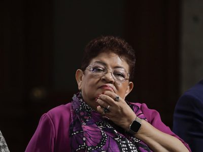 Ernestina Godoy asume la Fiscalía interina; la designa Gertz antes de renunciar
