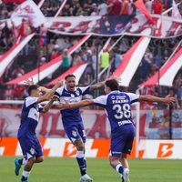 ¡Histórico! Gimnasia eliminó a Barracas con un gol validado por el VAR y habrá clásico