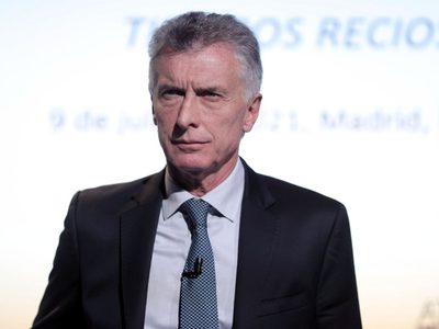 Mauricio Macri se encuentra varado en Suiza por las restricciones impuestas en la Argentina