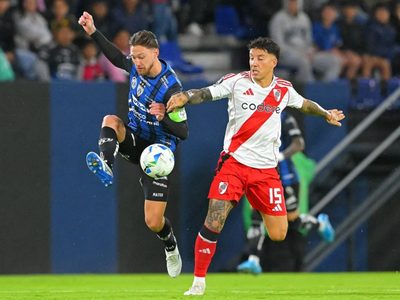 River reaccionó a tiempo y logró un empate