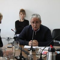 Denuncian que el intendente de Centenario le cedió a su sobrino una calle pública