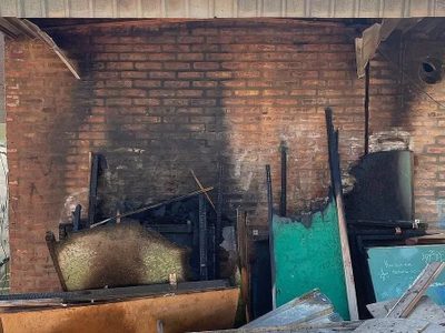 A 116 días del incendio, estudiantes del CPEM 25 siguen sin clases presenciales en Neuquén