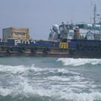 Ordena Profepa retirar barco encallado en área natural protegida de Yucatán