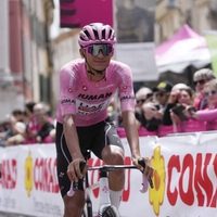 Isaac del Toro suma cuarto podio y continúa como líder en Giro de Italia después de 13 etapas