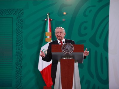 AMLO urge al legislativo aprobar leyes reglamentarias sobre revocación de mandato