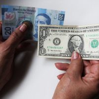 Señales del fin de la guerra en Medio Oriente dan alivio al peso