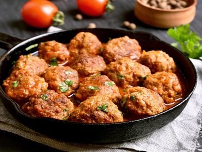 Albóndigas de pollo: una receta con solo 4 ingredientes y pocos pasos