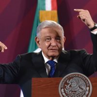 Aprobación del Presupuesto 2024 servirá para combatir pobreza: AMLO