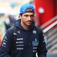 “Difícil que pueda correr limpio”: el enojo de Carlos Sainz con Liam Lawson tras el GP de Países Bajos