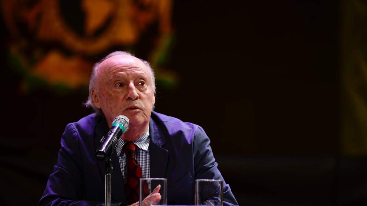 El extitular de la Semarnat, Víctor Toledo. Foto: benjamín Flores