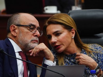 INE define reglas y fechas de los debates presidenciales: así actuarán los moderadores