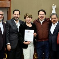 Delfina Gómez se registra como candidata de Morena, PT y PVEM a la gubernatura del Edomex