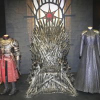 Cientos de objetos de “Game of Thrones” serán subastados, incluyendo la espada de Jon Snow