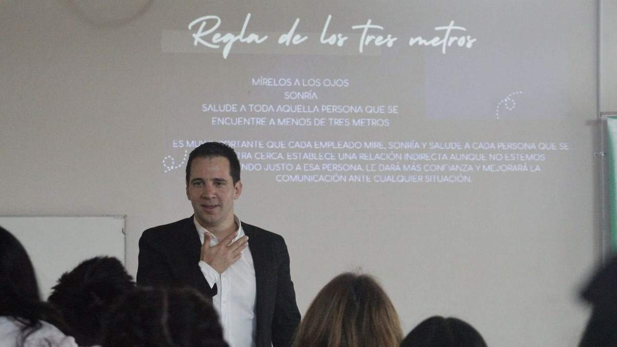 Emprendimientos productivos, gastronómicos y turísticos de la localidad refuerzan conocimientos para una mejor atención. Fuente: (Municipalidad Aluminé)