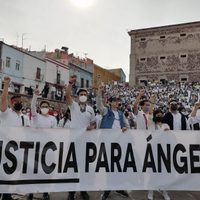 Miles de alumnos marchan en Guanajuato al grito de “¡Ángel no huyó, la Guardia lo mató!”