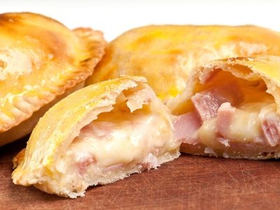 Empanadas de jamón y queso: la receta más rica de todas y el secreto para que no se exploten durante la cocción