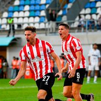 A que finales clasificó Estudiantes de La Plata tras obtener el Trofeo de Campeones