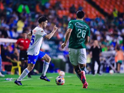 Cruz Azul vence a León y acecha las semifinales del Clausura