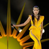 María Becerra anunció y luego borró su participación en la Fiesta de la Confluencia 2025