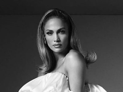 ¡Se le marcan mucho! JLo se pone estos leggings que realzan aún más su gran atributo