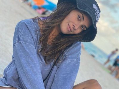 Ivana Nadal marcó tendencia con un original y colorido microbikini