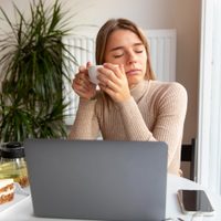 El café no da energía, solo engaña al cerebro