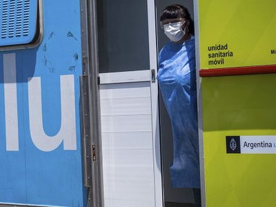 Volvieron a bajar los casos de coronavirus en Argentina: se sumaron 3.658