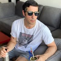 ¿Se dejó? Esteban Lamothe fue seducido por Romina Manguel. ¡En vivo!