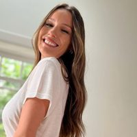 Pampita tiene los jeans que todas van a querer usar la próxima temporada: cómodos y fáciles de combinar