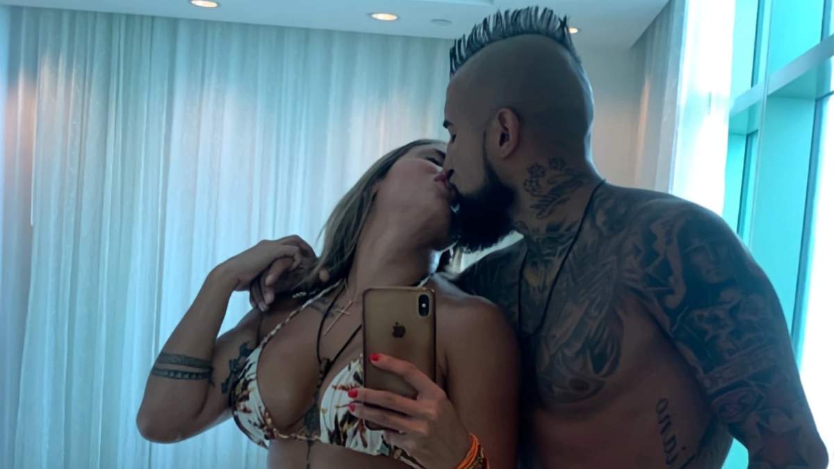Sonia Isaza y Arturo Vidal. Fuente: (Instagram)