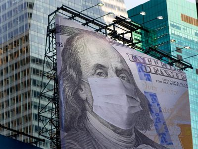 El dólar blue subió un peso y cotiza a $138 para la venta
