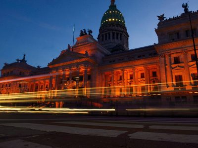 Abogadas proponen prohibir el lenguaje inclusivo en Argentina