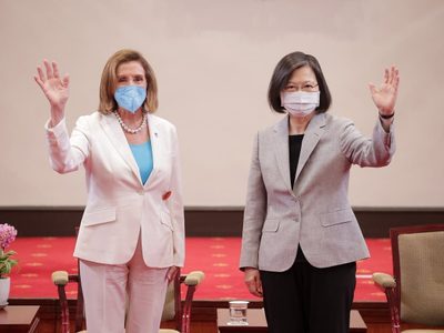 Nancy Pelosi a la presidenta taiwanesa: "no abandonaremos nuestro compromiso con Taiwán"
