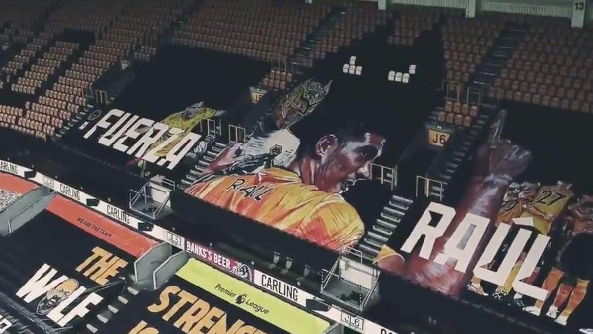 La pancarta colocada por los Wolves en apoyo a Raúl Jiménez