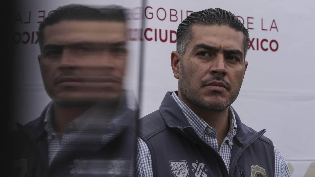 El policía