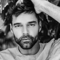 ¡Imperdible! Mirá este recorrido por la extraña vida de Ricky Martin