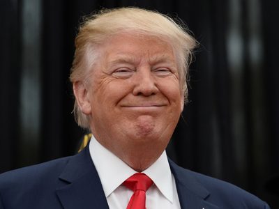 Expulsado de las redes sociales, Donald Trump anunció que lanzará su propia plataforma