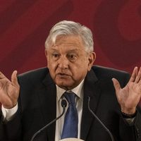 Gobierno de AMLO otorga 8 de cada 10 contratos públicos mediante adjudicación directa
