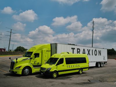 Traxión refuerza su plataforma logística con la integración de Solistica