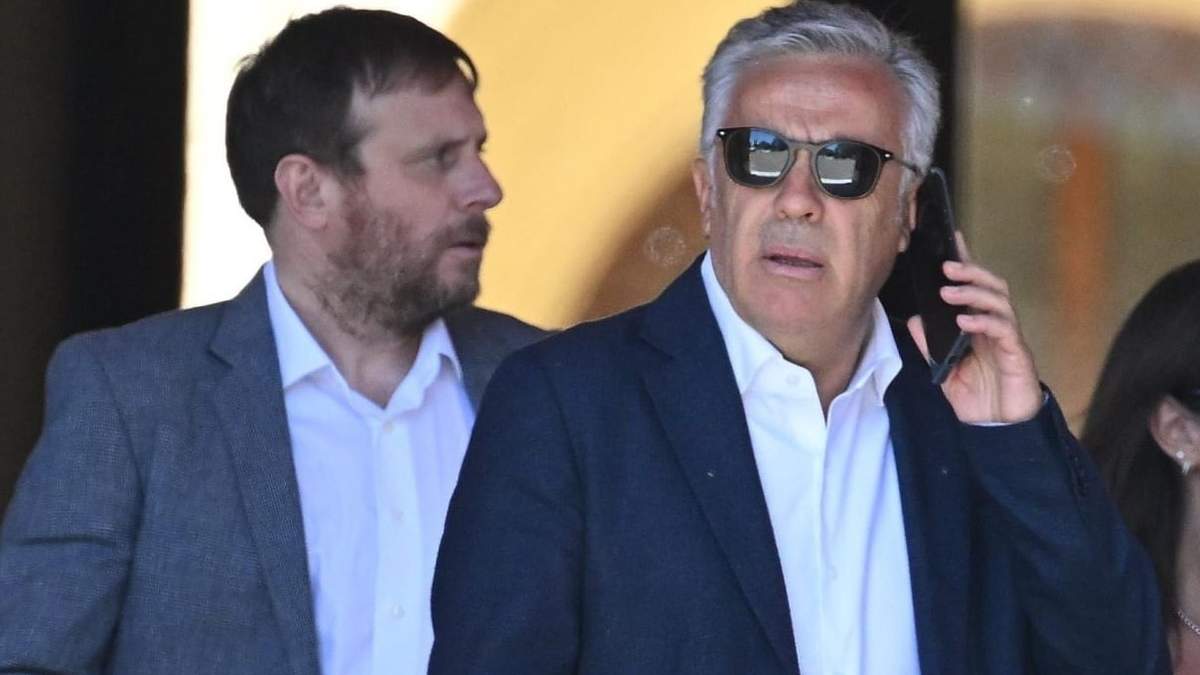 El Subsecretario de Comunicación Social, Prensa y Protocolo, Pablo Miguel Sarale, junto al gobernador Alfredo Cornejo.