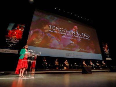 Alejandra Frausto presume que hay en la cultura del país “un cambio radical”