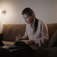 Pensión Mujeres Bienestar 60-62 años: requisitos oficiales