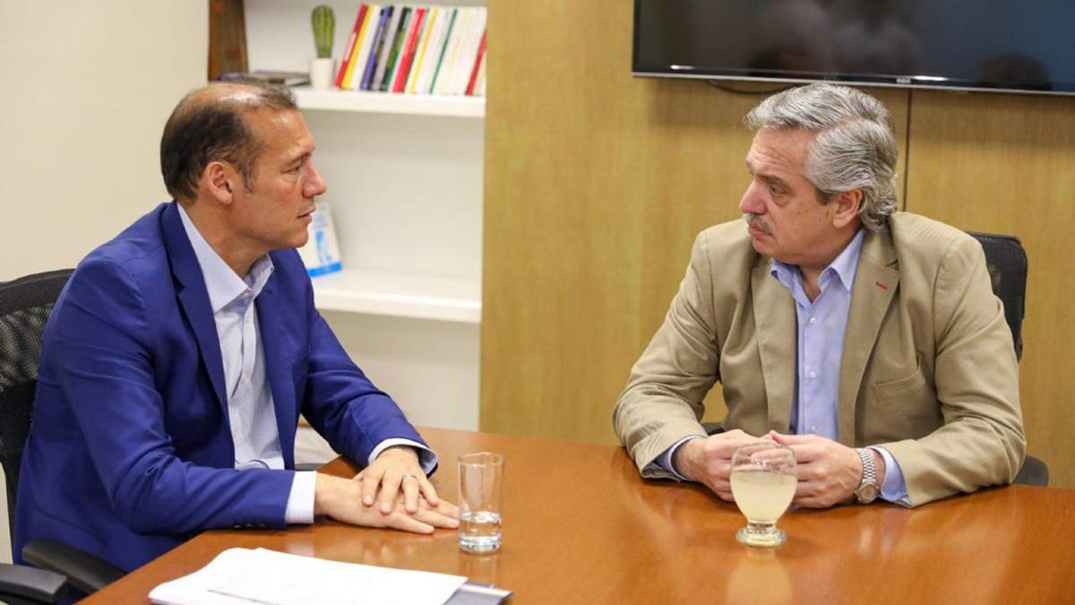 Omar Gutiérrez y Alberto Fernández. Fuente: (Twitter)