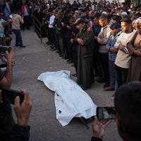 Suben a 33 los muertos en los ataques israelíes más letales en Gaza desde inicio de alto al fuego