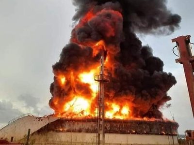 AMLO informa que trabajadores de Pemex y la Marina apoyan en combatir incendio de Cuba