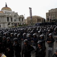 Cuerpo de granaderos desaparecerá definitivamente, afirma la jefa de gobierno