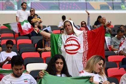 Un aficionado iraní en un partido de futbol